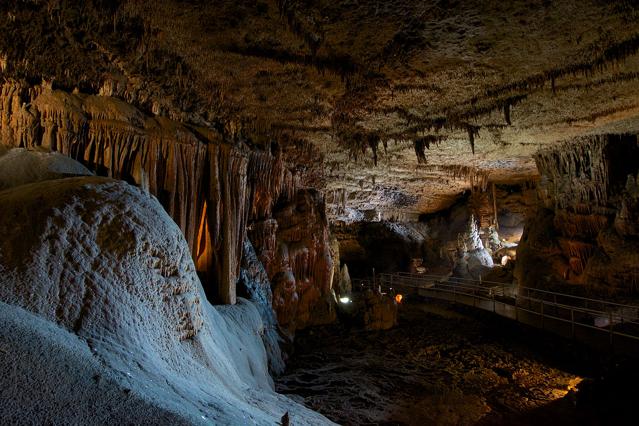 Blanchard Springs Caverns